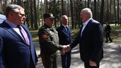 Александр Лукашенко во время рабочей поездки в Минскую область 