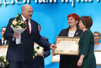 Special prize of the President is conferred on the workers of the arts and crafts center in Oktyabrsky District