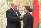 Alexander Lukashenko bestows the Order of Fatherland 3rd Class upon Nadezhda Skardino