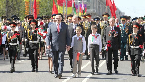 Святочнае шэсце з нагоды Дня Перамогі Святочнае шэсце з нагоды Дня Перамогі