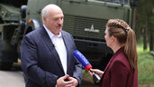 Александр Лукашенко во время интервью телеканалу "Россия 1" 