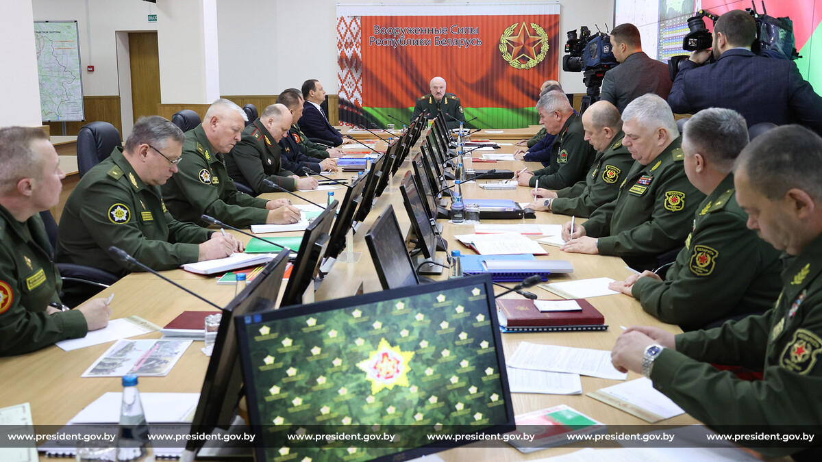 Cовещание по вопросам военной безопасности | Официальный интернет-портал  Президента Республики Беларусь