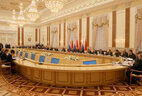 During the session of the Union State Supreme State Council