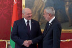 Belarus President Aleksandr Lukashenko and Federal President of Austria Alexander Van der Bellen