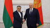 Президент Беларуси Александр Лукашенко и Чрезвычайный и Полномочный Посол Исламской Республики Иран в Республике Беларусь Алиреза Санеи