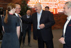 Александр Лукашенко во время посещения ПВТ