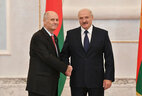 Belarus President Alexander Lukashenko and Ambassador Extraordinary and Plenipotentiary of Bosnia and Herzegovina to Belarus Mustafa Mujezinovic