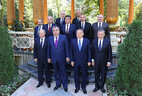 A joint photo session during the CIS summit in Dushanbe