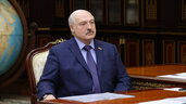 Александр Лукашенко во время встречи с Председателем ЦИК Игорем Карпенко