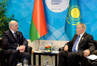 Во время встречи с Президентом Казахстана Нурсултаном Назарбаевым