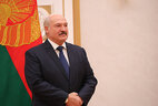 Александр Лукашенко во время церемонии вручения дипломов доктора наук и аттестатов профессора научным и научно-педагогическим работникам