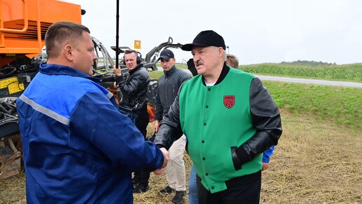 Лукашенко проинспектировал восточные регионы Беларуси