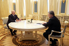 Переговоры с Президентом Украины Петром Порошенко в формате один на один