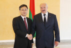 Alexander Lukashenko receives credentials from Ambassador of South Korea to Belarus Yang Chung Mo