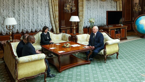 Встреча со спикером Сената Республики Кения Амазоном Джеффа Кинги Лукашенко новости, последние новости Беларуси Лукашенко, Лукашенко сегодня, новости Лукашенко сегодня