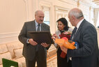 Aleksandr Lukashenko gives memorable presents to Salome Zourabichvili