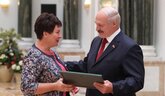 Belarus president’s letter of commendation is conferred on French teacher of Soligorsk gymnasium No. 1 Tatyana Meleshko