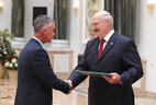 Belarus president’s letter of commendation is conferred on informatics teacher of Luninets secondary school No. 2 Ivan Tregubov