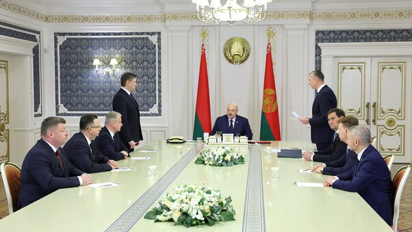 Рассмотрение кадровых вопросов Александр Лукашенко, кадровые вопросы, Алексей Богданов, Дмитрий Крутой