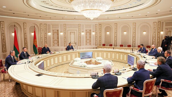 Встреча с губернатором Кемеровской области - Кузбасса Российской Федерации Ильей Середюком Лукашенко про Кузбасс, Лукашенко про Сибирь, губернатор Аман Тулеев