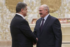 Во время двусторонней встречи в Минске с Президентом Украины Петром Порошенко