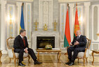 Во время двусторонней встречи в Минске с Президентом Украины Петром Порошенко