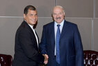 Президенты Беларуси и Эквадора Александр Лукашенко и Рафаэль Корреа Дельгадо условились о подготовке визита главы белорусского государства в Эквадор. Об этом шла речь 28 сентября на встрече лидеров двух государств, которая состоялась в штаб-квартире ООН в Нью-Йорке.