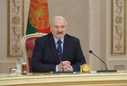 Александр Лукашенко во время встречи с представителями украинских СМИ
