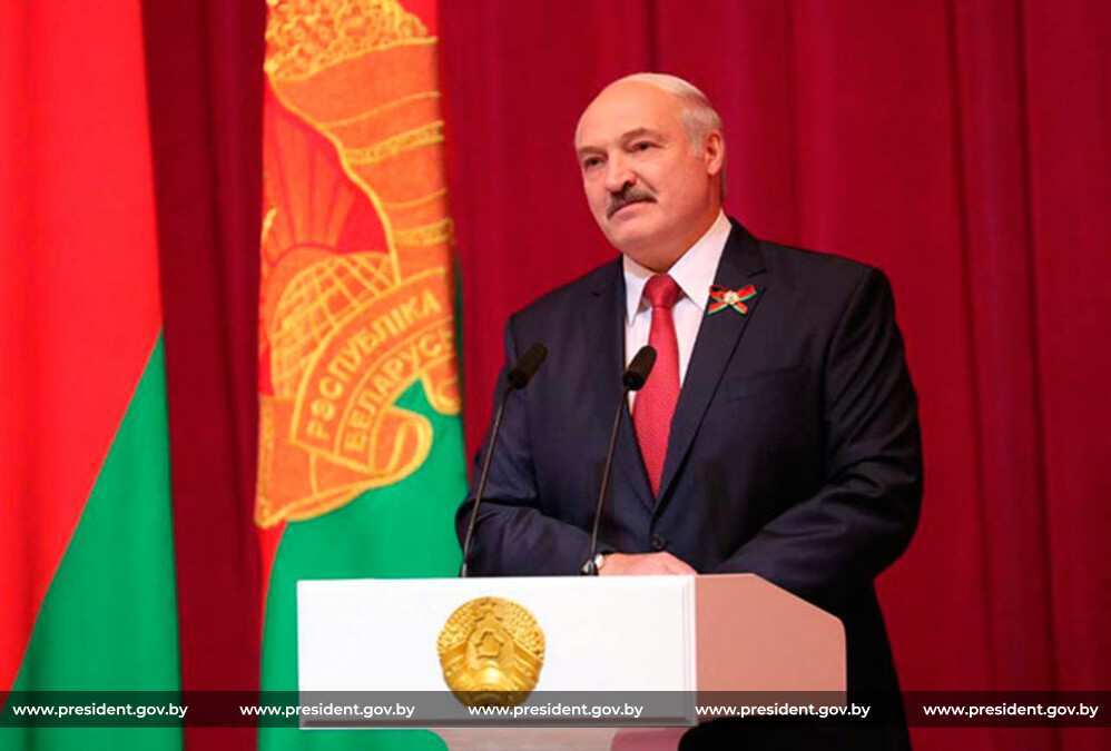 Выступает Александр Лукашенко Выступает Александр Лукашенко