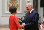 Alexander Lukashenko presents the Order of Mother to Tatyana Dubovik