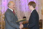The President officially thanks graduate of the Belarusian State University Anton Sayechnikov