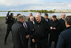 Alexander Lukashenko was made familiar with the progress in the reconstruction of a faulty automobile bridge over the Pripyat River in Zhitkovichi District