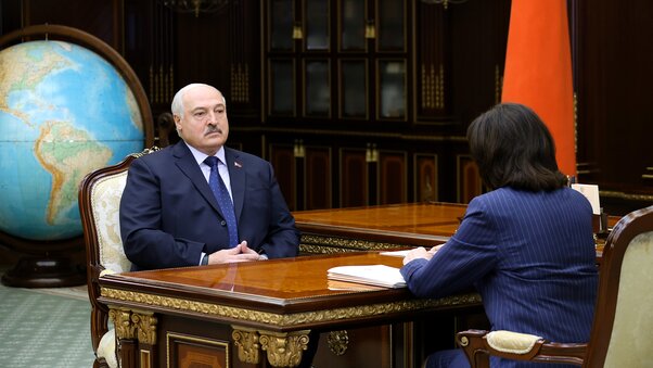 Доклад Председателя Совета Республики Национального собрания Натальи Кочановой Лукашенко, Кочанова, встреча Лукашенко с Кочановой