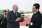 Ceremony to inaugurate the Garlyk mining and processing factory. Alexander Lukashenko and Gurbanguly Berdimuhamedow cut a symbolic ribbon