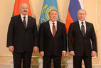 Alexander Lukashenko meets with President of Russia Vladimir Putin and President of Kazakhstan Nursultan Nazarbayev