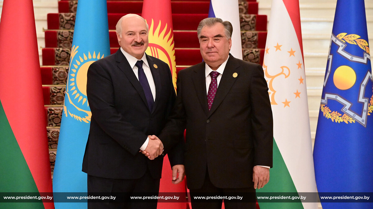 Таджики в белоруссии. Саммит ОДКБ 2021. Лукашенко и Рахмон. Эмомали Рахмон 2022.