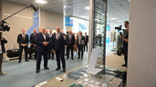 Александр Лукашенко во время посещения ОАО "Могилевский завод лифтового машиностроения" 