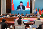 Во время заседания Совета глав государств Шанхайской организации сотрудничества в Циндао
