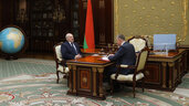 Президент Беларуси Александр Лукашенко и посол Беларуси в Российской Федерации Дмитрий Крутой 