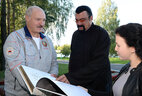 Alexander Lukashenko and Steven Seagal