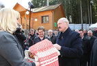 Alexander Lukashenko visits Sosnovaya recuperation center