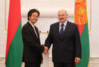 Belarus President Alexander Lukashenko and Ambassador Extraordinary and Plenipotentiary of Ecuador to Belarus Leopoldo Enrique Rovayo Verdesoto