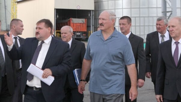 Belarusian President Alexander Lukashenko visits combined fodder factory at OAO Agrokombinat Skidelsky, 15 August 2014 Belarusian President Alexander Lukashenko visits combined fodder factory at OAO Agrokombinat Skidelsky, 15 August 2014