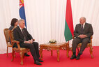 Александр Лукашенко во время встречи с Президентом Сербии Томиславом Николичем