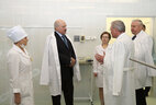 Alexander Lukashenko visits the central district hospital in Buda-Koshelevo