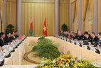 Во время переговоров с Президентом Социалистической Республики Вьетнам Чыонг Тан Шангом