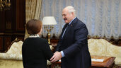 Президент Беларуси Александр Лукашенко и Председатель Центрального банка России Эльвира Набиуллина во время встречи 