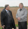 Alexander Lukashenko and head of the Diana farm (Shklov District) Vladimir Malinovsky