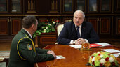 Президент Беларуси Александр Лукашенко, Председатель Государственного пограничного комитета Константин Молостов  