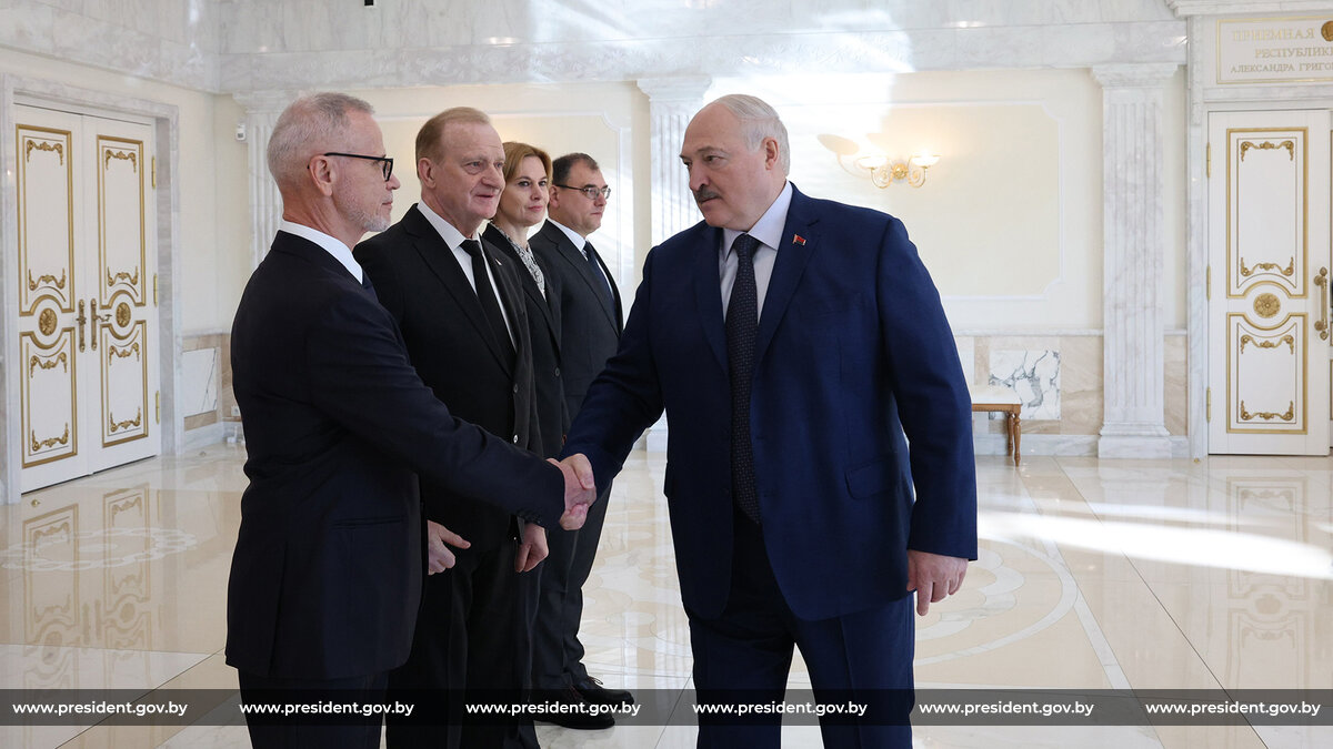 Meeting with scientists and polar explorers Official Portal